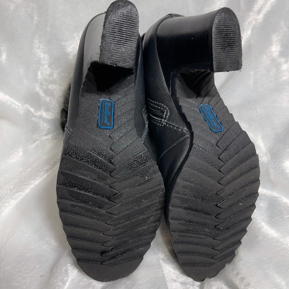 Brilliant Woman’s Waterproof Leather Ankle Heeled Boots - Picture 12 of 16